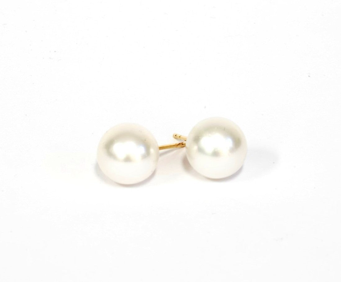 South Sea Pearl Stud Earrings image 1